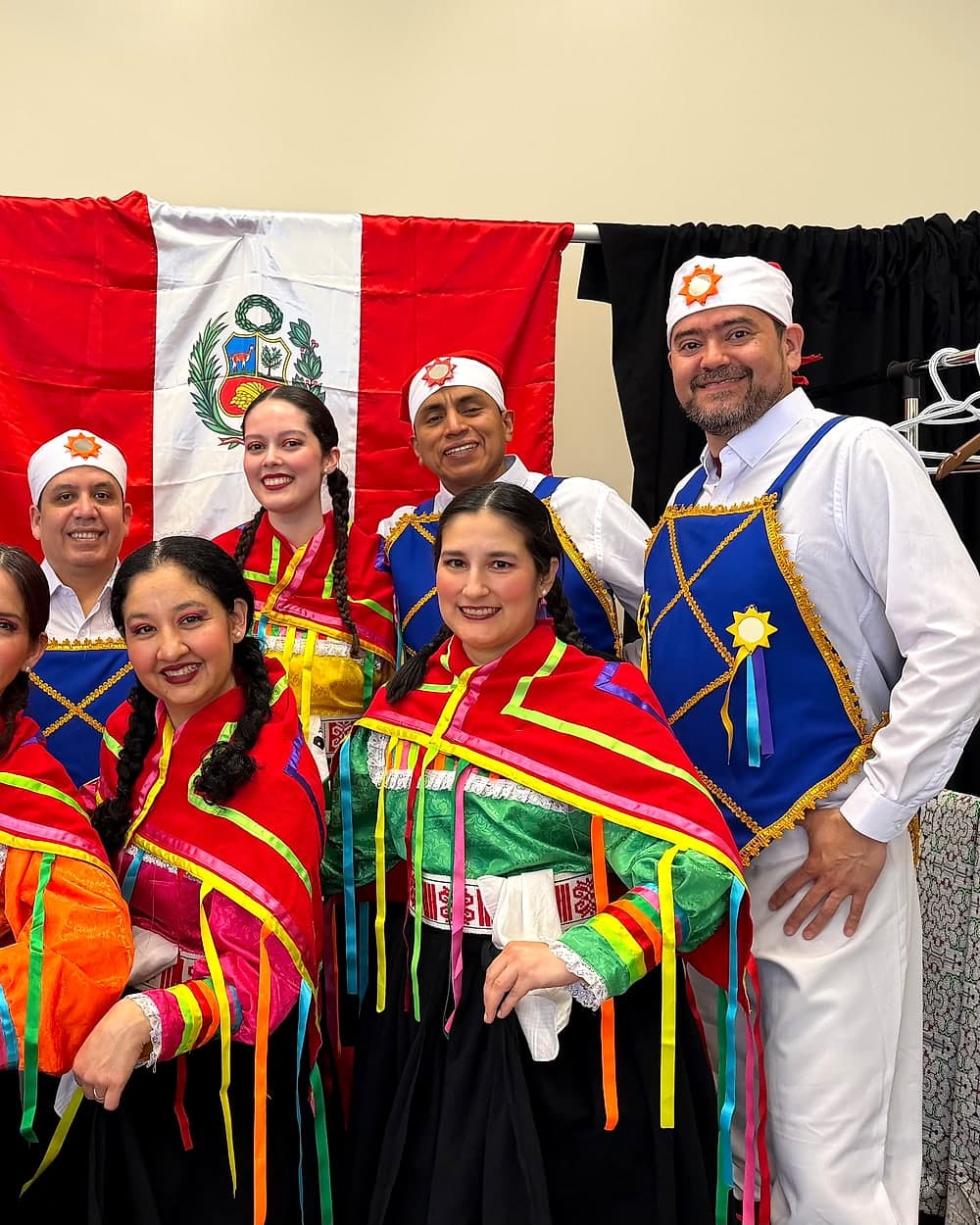 Peru Baila performers gathered in traditional dress